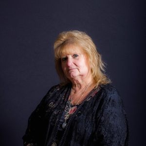 Meet your Posher, Lillian